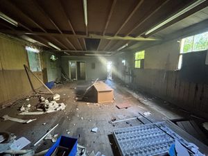 Photo 6- click for photo gallery